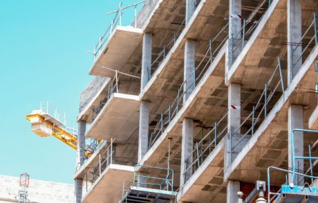 המורכבות ההנדסית בבנייה הרוויה של המאה ה-21