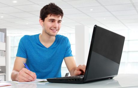 קופונים לטכנולוגיה: איך סטודנט מירושלים קנה מחשב נייד ב-2,500₪ במקום 8,000₪